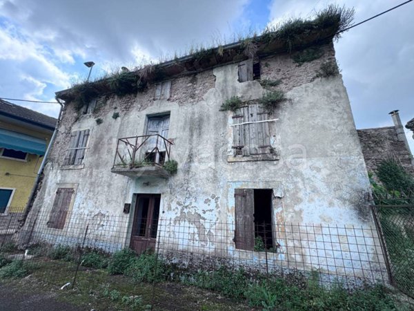 casa indipendente in vendita a Sommacampagna