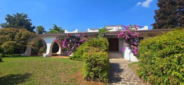 casa indipendente in vendita a Sommacampagna