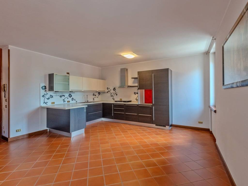 appartamento in vendita a Sommacampagna