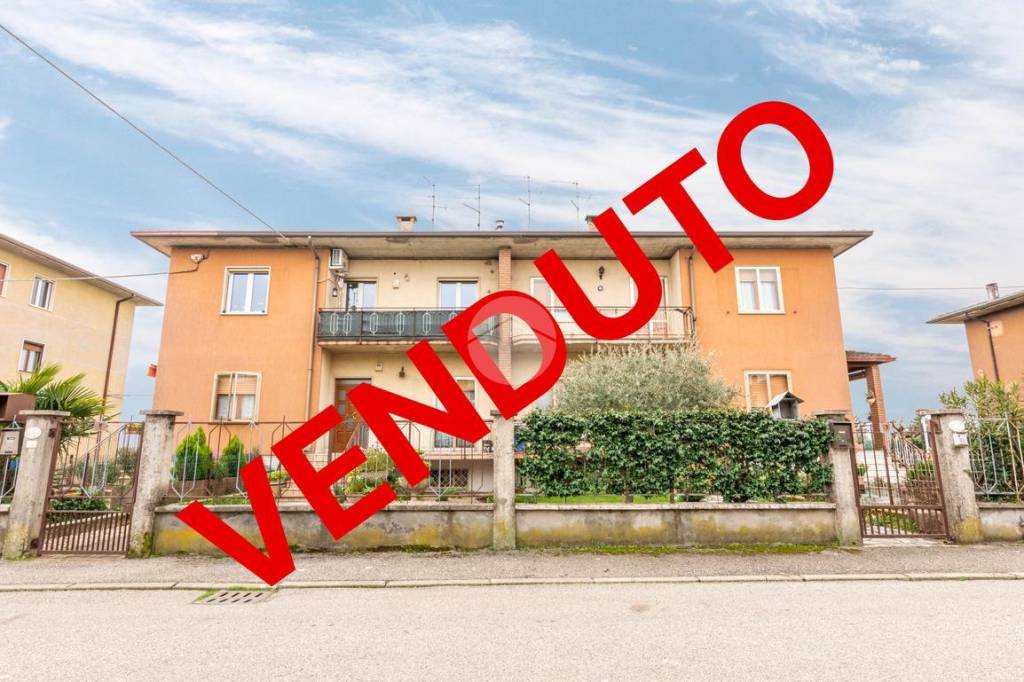 appartamento in vendita a Sommacampagna