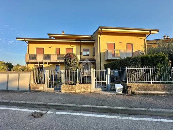 appartamento in vendita a Sommacampagna