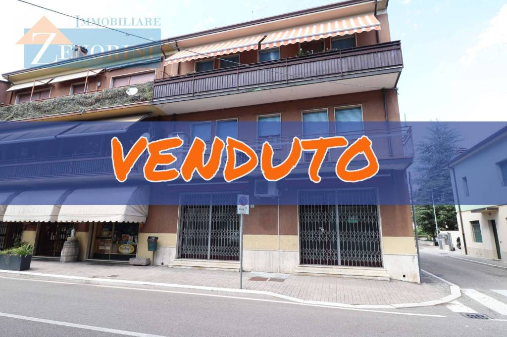 appartamento in vendita a Sommacampagna in zona Caselle