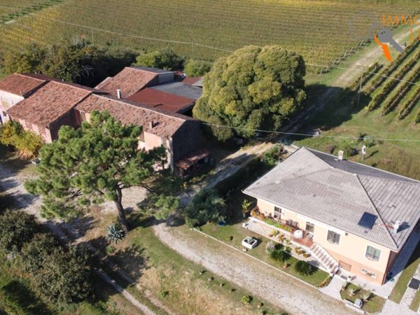 casa indipendente in vendita a Sommacampagna