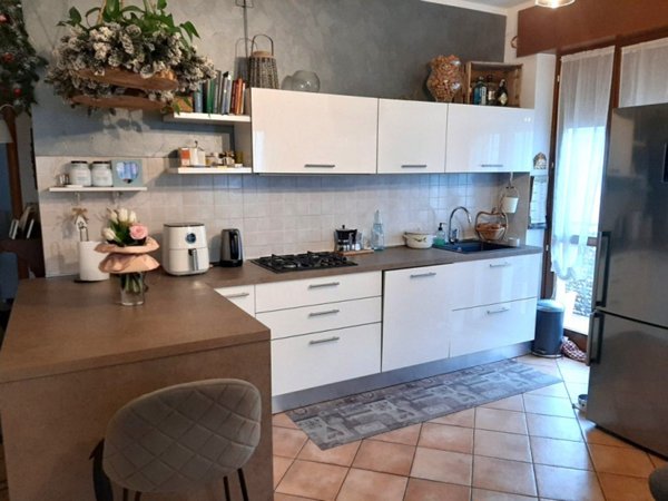 appartamento in vendita a Sommacampagna