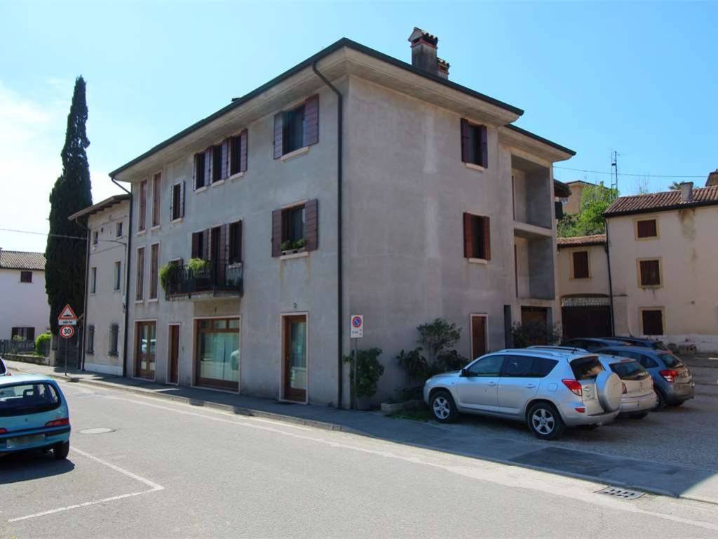 intera palazzina in vendita a Sommacampagna