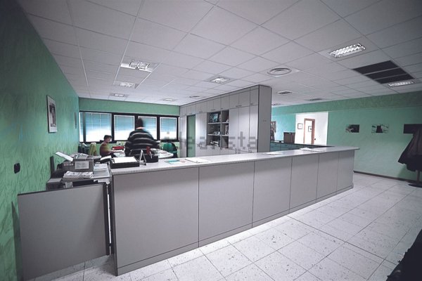 capannone in vendita a Sommacampagna