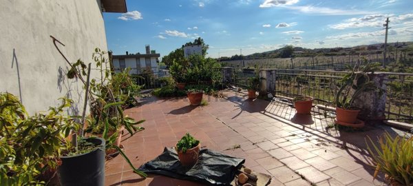 casa indipendente in vendita a Sommacampagna