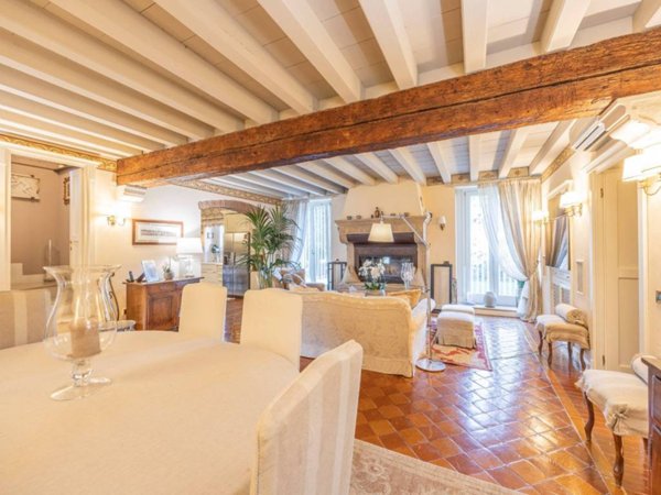 casa indipendente in vendita a Sommacampagna