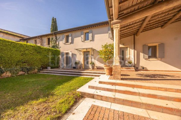 casa indipendente in vendita a Sommacampagna