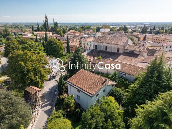 casa indipendente in vendita a Sommacampagna