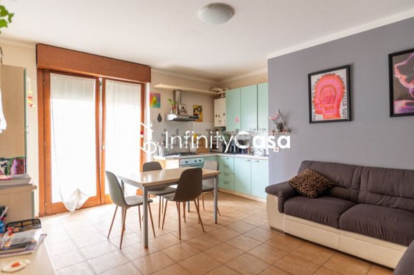 appartamento in vendita a Sommacampagna in zona Caselle