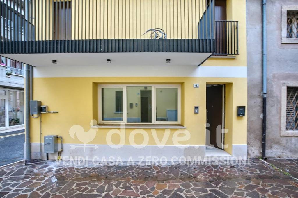 casa indipendente in vendita a Sommacampagna