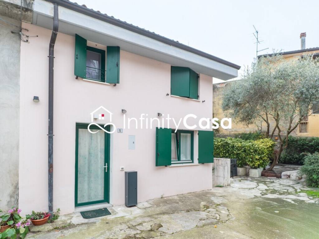 appartamento in vendita a Sommacampagna