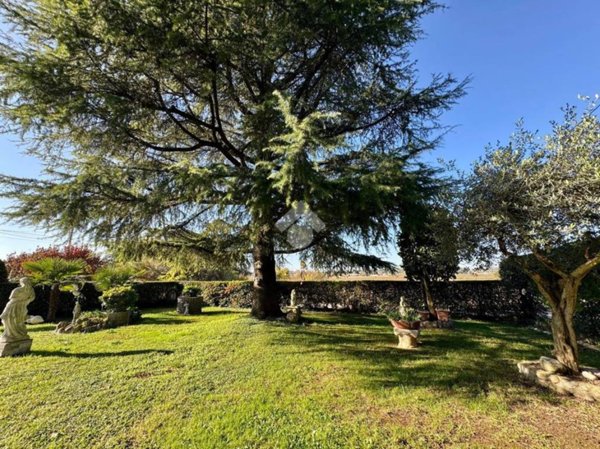 casa indipendente in vendita a Sommacampagna