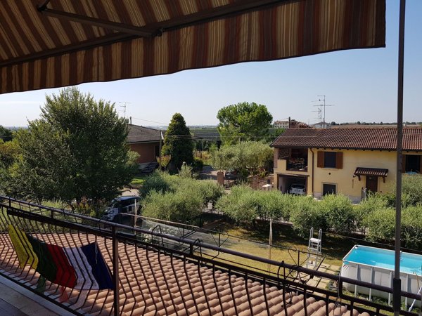 appartamento in vendita a Sommacampagna