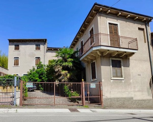 appartamento in vendita a Sommacampagna