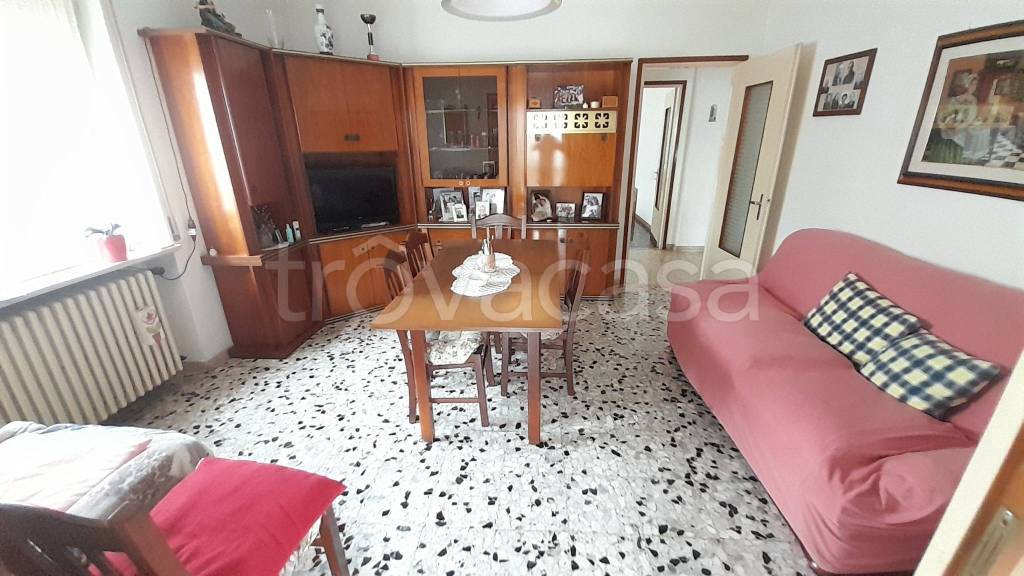 casa indipendente in vendita a Sommacampagna in zona Custoza