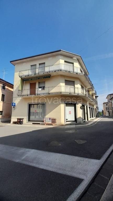 casa indipendente in vendita a Sommacampagna