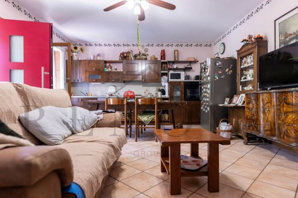 appartamento in vendita a Sommacampagna in zona Caselle
