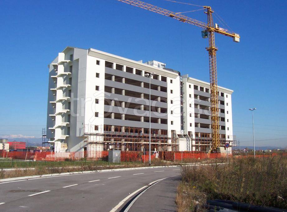 ufficio in vendita a Sommacampagna