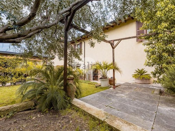 appartamento in vendita a Sommacampagna