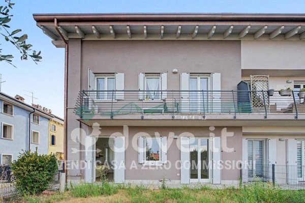 appartamento in vendita a Sommacampagna in zona Caselle