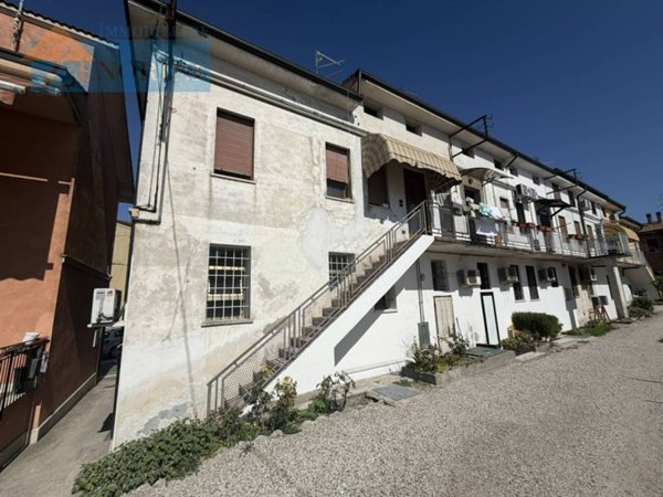 appartamento in vendita a Sommacampagna