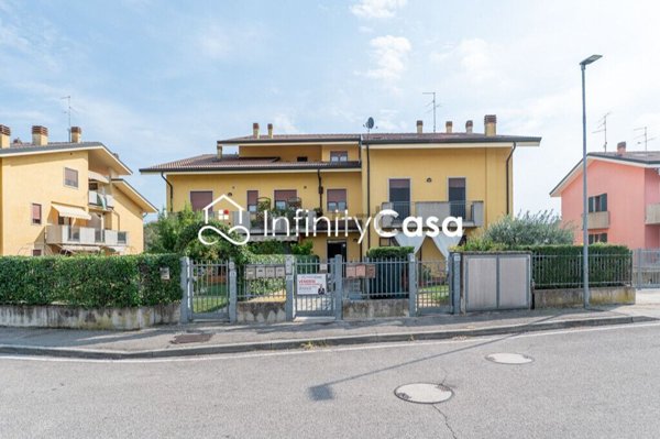 appartamento in vendita a Sommacampagna