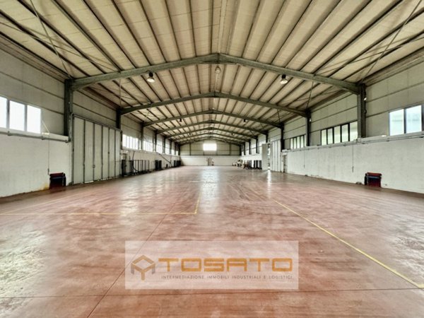 locale commerciale in vendita a Sona