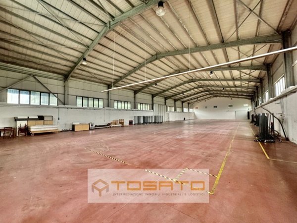 locale commerciale in vendita a Sona