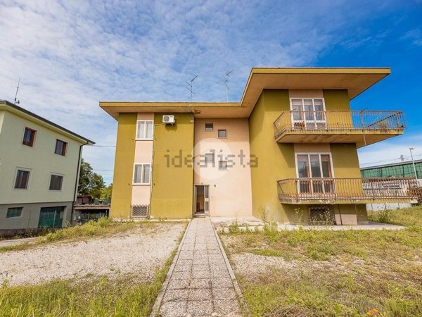 casa indipendente in vendita a Sona