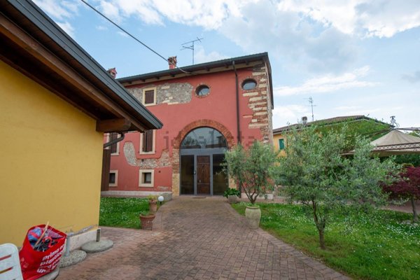 casale in vendita a Sona