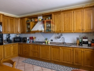 casa indipendente in vendita a Sona in zona Lugagnano