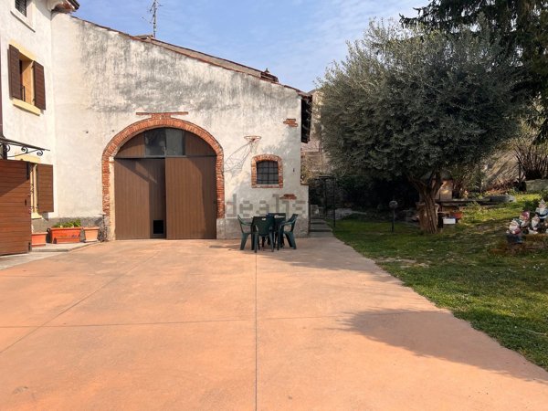 casale in vendita a Sona in zona San Giorgio in Salici