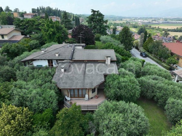 casa indipendente in vendita a Sona