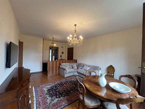 appartamento in vendita a Sona in zona Lugagnano