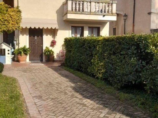 intera palazzina in vendita a Sona in zona Palazzolo