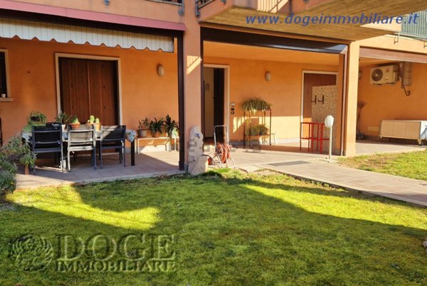 appartamento in vendita a Sona in zona Lugagnano