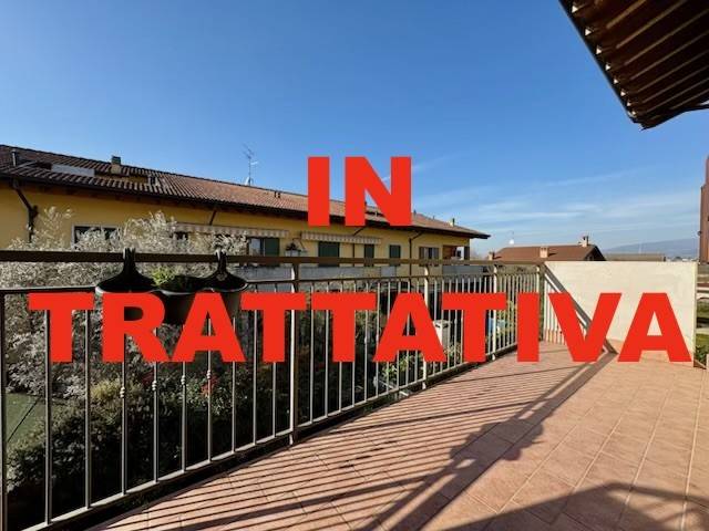 appartamento in vendita a Sona in zona Lugagnano