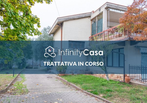 pentavano in vendita a Sona in zona Lugagnano