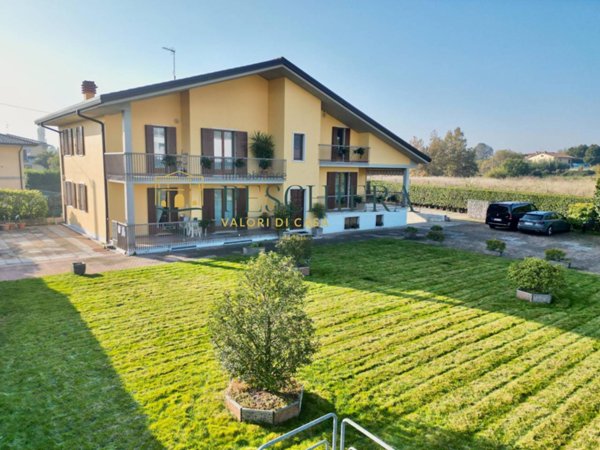 casa indipendente in vendita a Sona