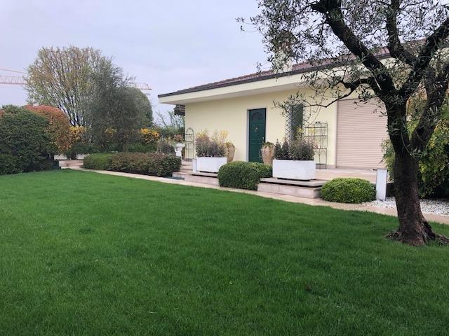 casa indipendente in vendita a Sona