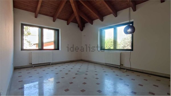 appartamento in vendita a Sona in zona Lugagnano