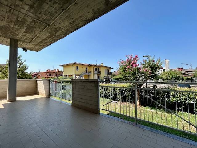 appartamento in vendita a Sona in zona Lugagnano