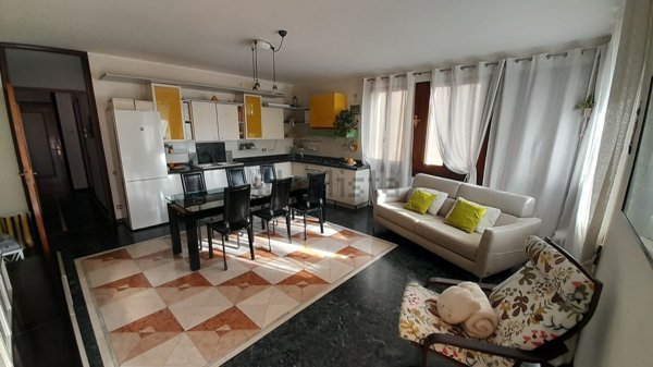 appartamento in vendita a Sona in zona Palazzolo