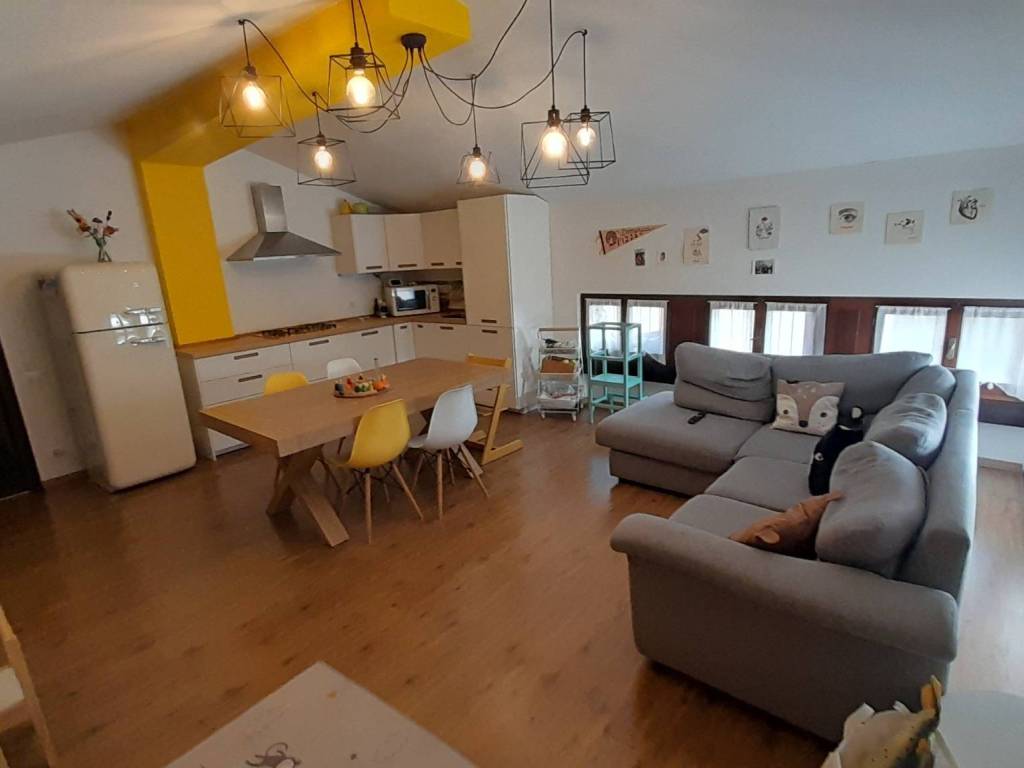 appartamento in vendita a Sona in zona Palazzolo