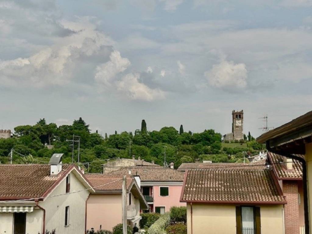 appartamento in vendita a Sona in zona Palazzolo