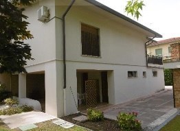 casa indipendente in vendita a Sona in zona Palazzolo