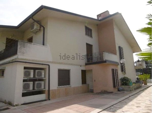 casa indipendente in vendita a Sona
