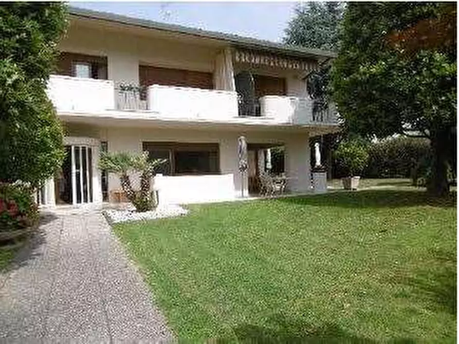 casa indipendente in vendita a Sona in zona Palazzolo
